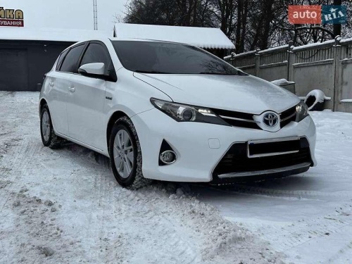 Toyota Auris 2013