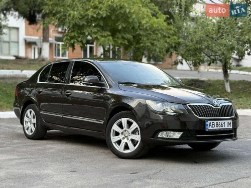Skoda Superb 2012