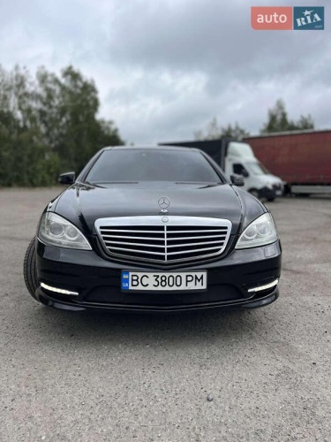 Mercedes-Benz S-Class 2008