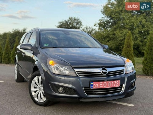Opel Astra 2010