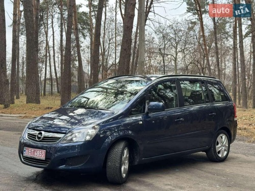Opel Zafira 2012