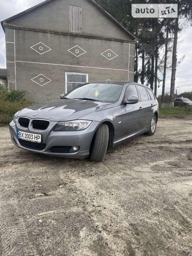 BMW 3 Series 2009