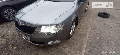 Skoda Superb 2013