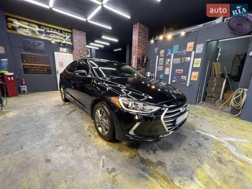 Hyundai Elantra 2017