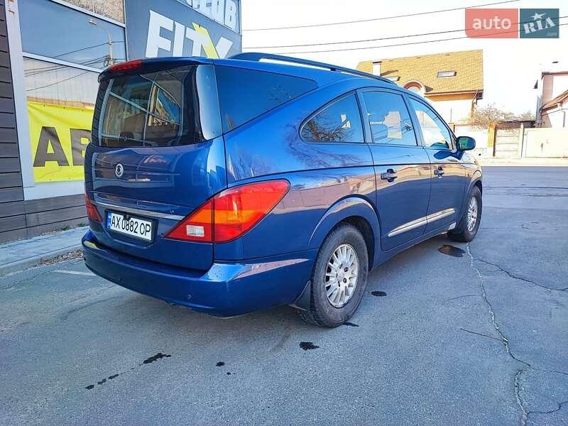 SsangYong Rodius 2008