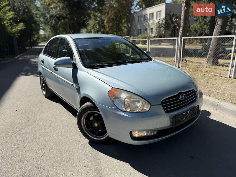 Hyundai Accent 2008