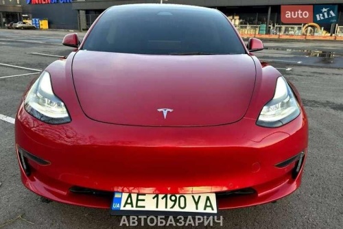 Tesla Model 3 2022