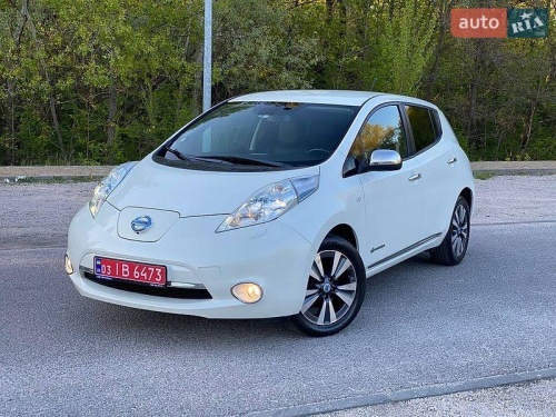 Nissan Leaf 2014