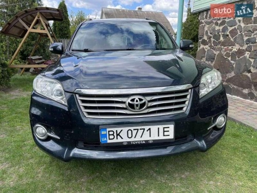 Toyota RAV4 2010