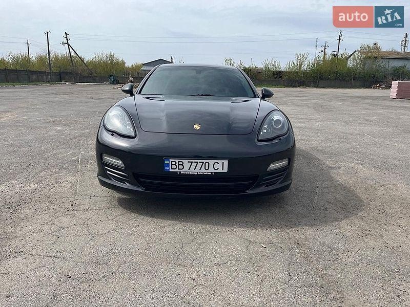 Porsche Panamera 2011