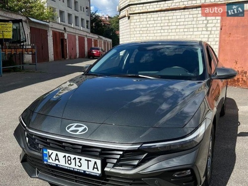 Hyundai Elantra 2025