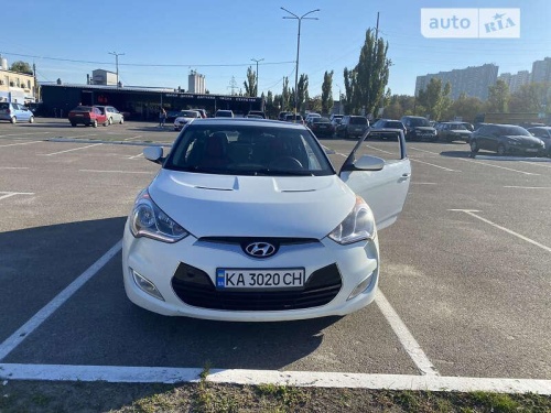 Hyundai Veloster 2011