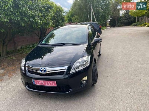 Toyota Auris 2011