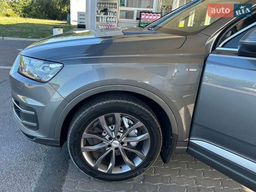 Audi Q7 2016