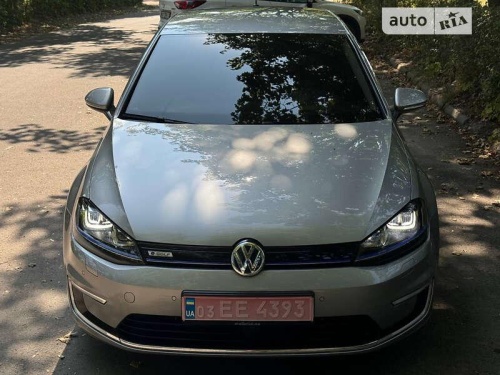 Volkswagen e-Golf 2016