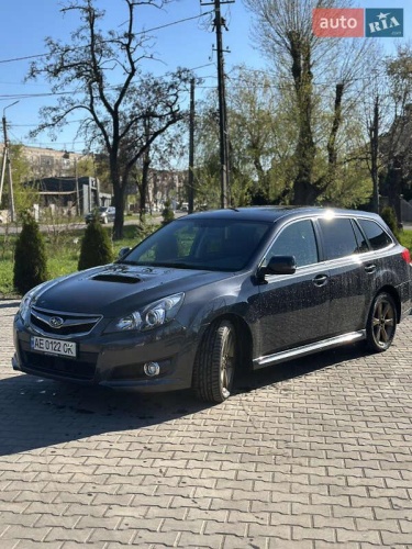 Subaru Legacy 2011