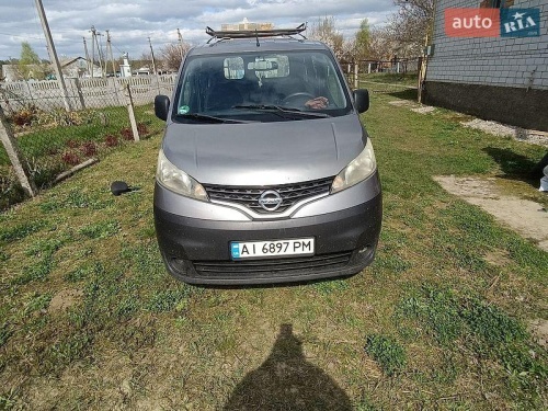 Nissan NV200 2011