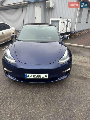 Tesla Model 3 2018