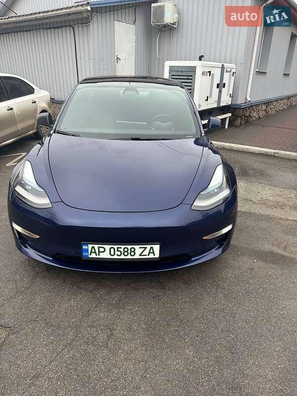 Tesla Model 3 2018