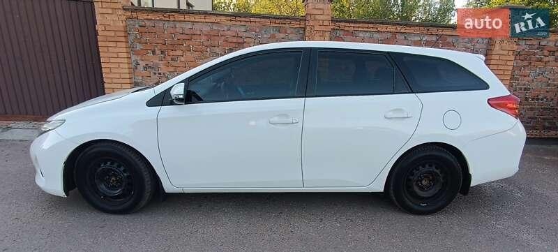 Toyota Auris 2013