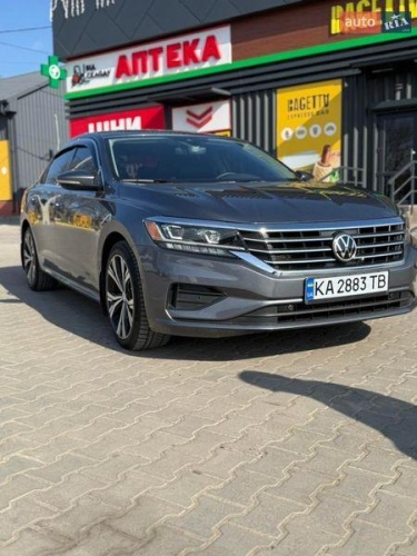 Volkswagen Passat 2020