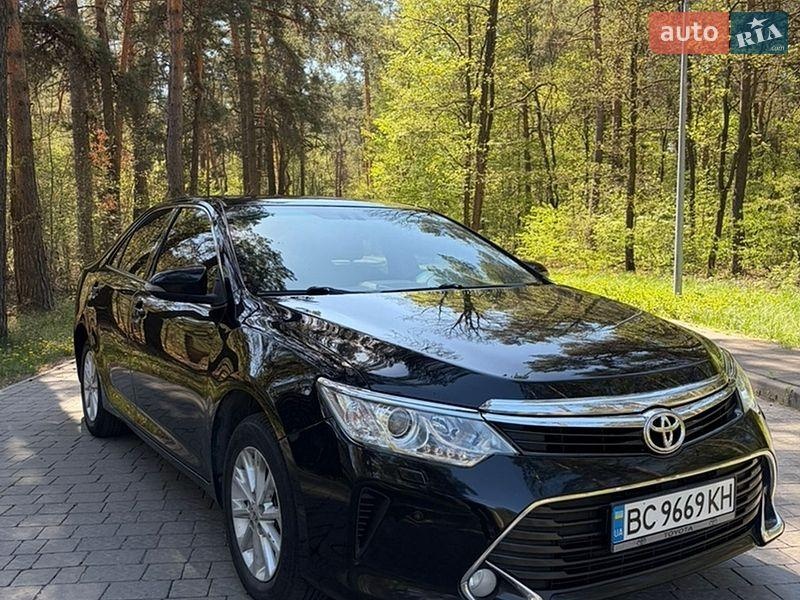 Toyota Camry 2017