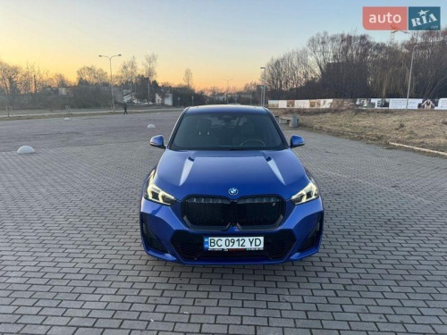 BMW iX1 2023