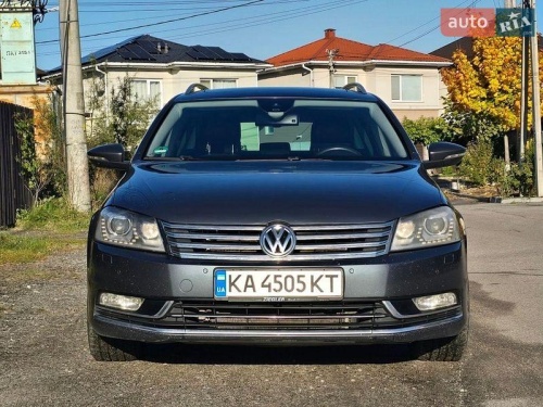 Volkswagen Passat 2011