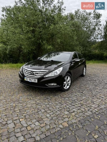 Hyundai Sonata 2010