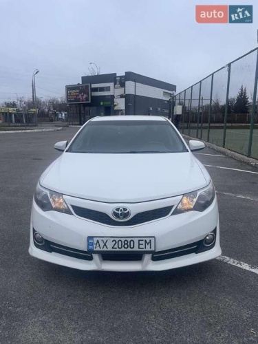 Toyota Camry 2012