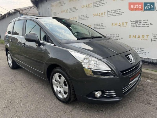Peugeot 5008 2013