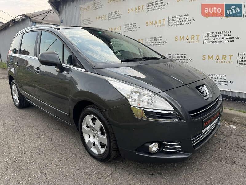 Peugeot 5008 2013