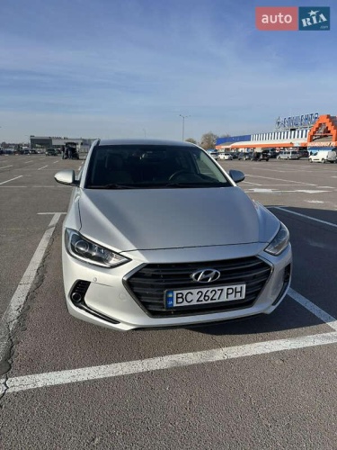 Hyundai Elantra 2018