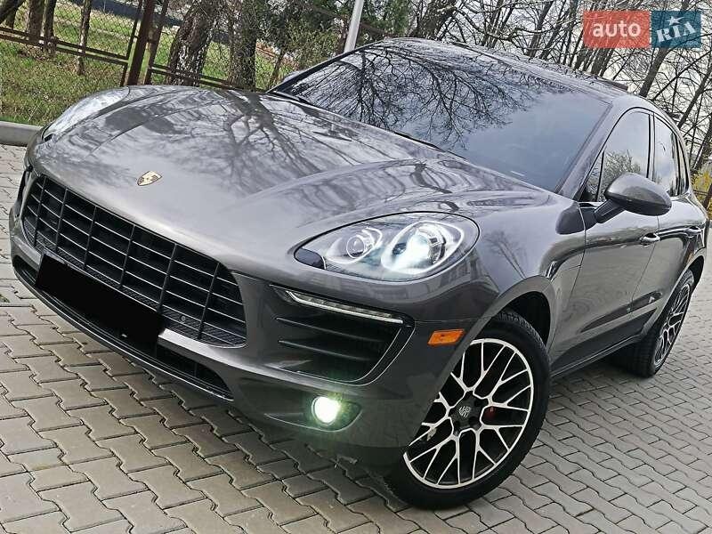 Porsche Macan 2016