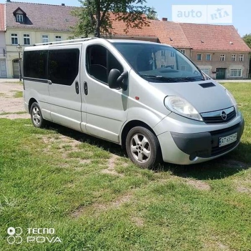 Opel Vivaro 2012