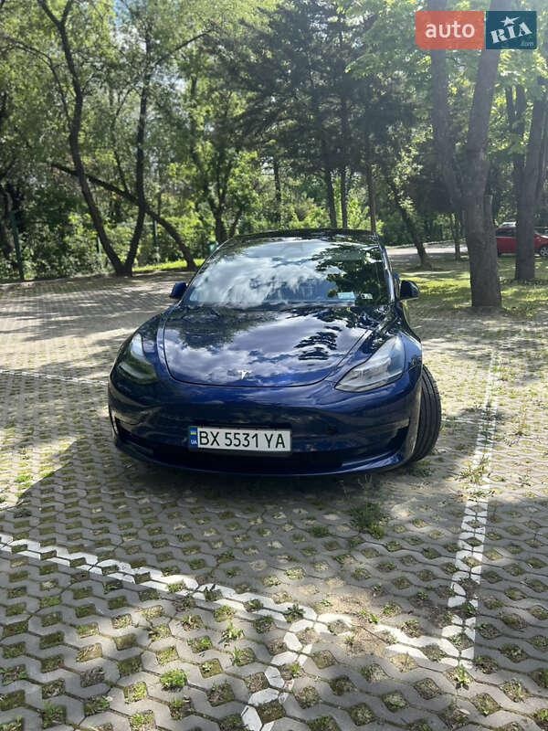 Tesla Model 3 2022