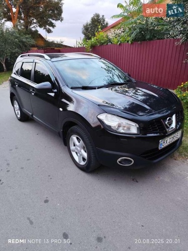 Nissan Qashqai+2 2012