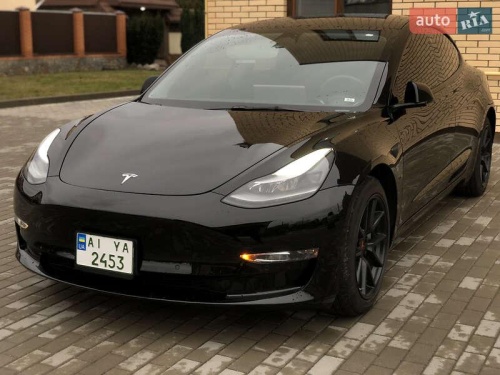 Tesla Model 3 2022