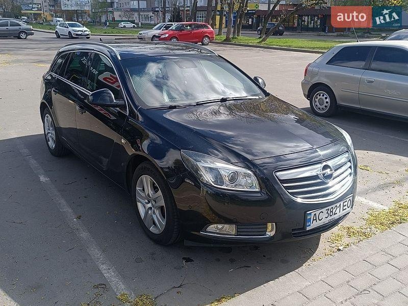 Opel Insignia 2011