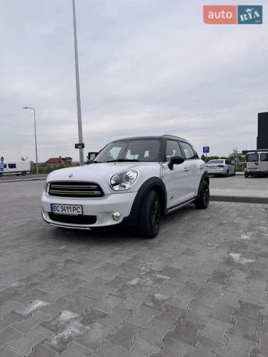 MINI Countryman 2016