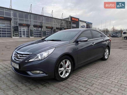 Hyundai Sonata 2010