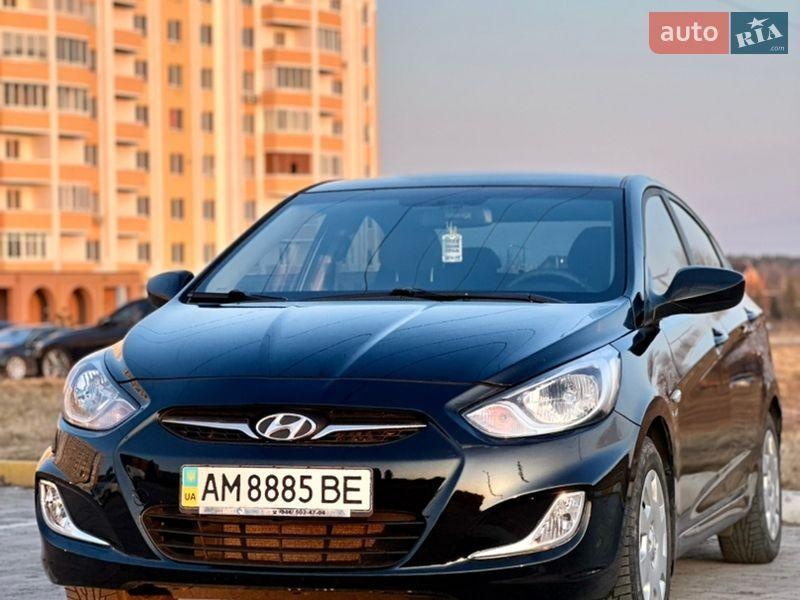 Hyundai Accent 2012