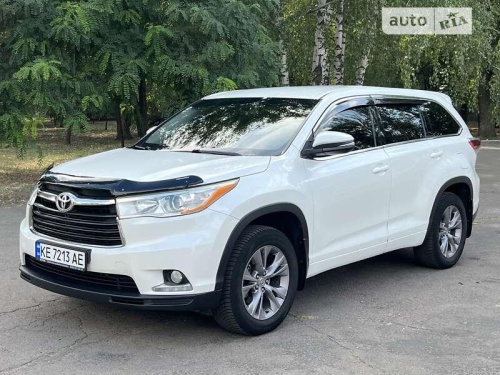 Toyota Highlander 2015
