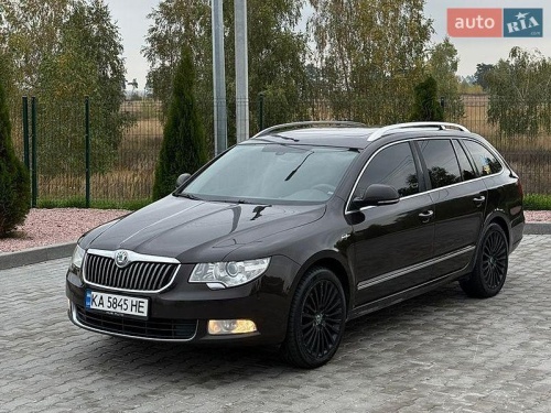 Skoda Superb 2011