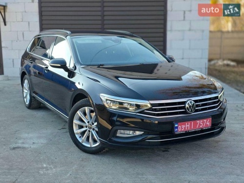 Volkswagen Passat 2021