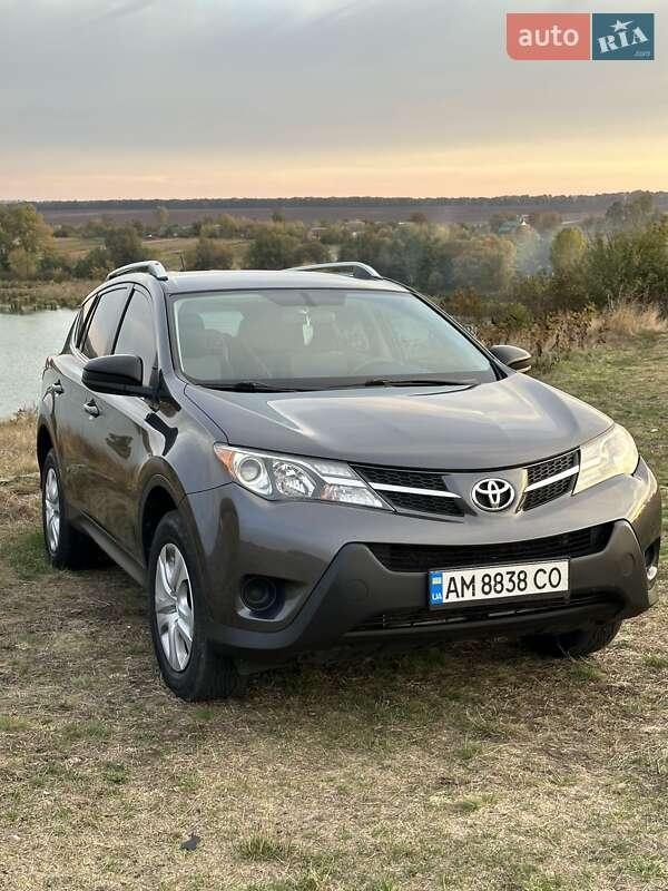 Toyota RAV4 2014
