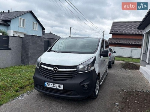 Opel Vivaro 2015