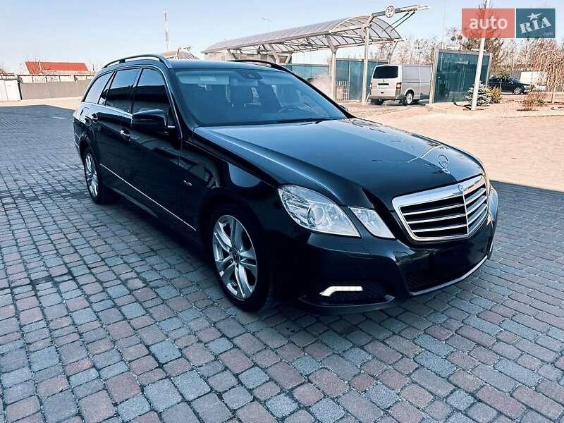 Mercedes-Benz E-Class 2009