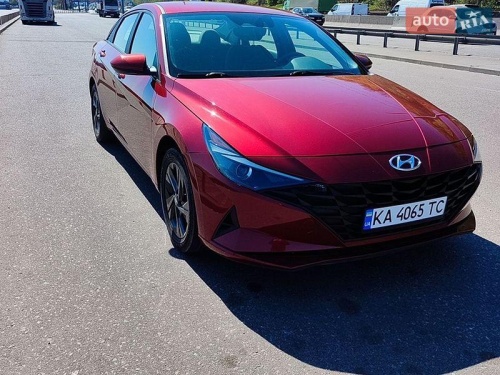 Hyundai Elantra 2023