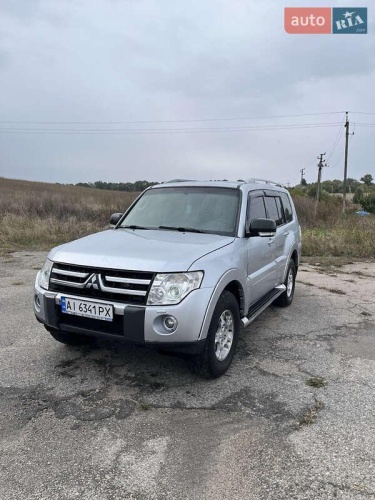 Mitsubishi Pajero 2007